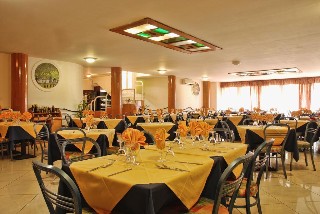 Hotel Scacciapensieri Nettuno Ngoại thất bức ảnh