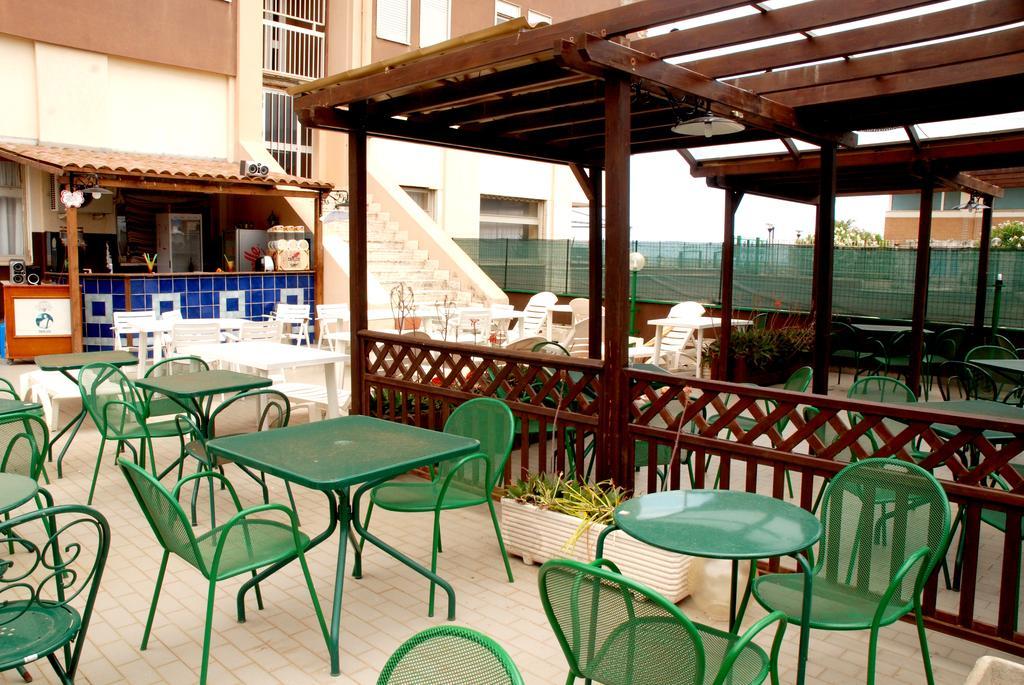 Hotel Scacciapensieri Nettuno Ngoại thất bức ảnh