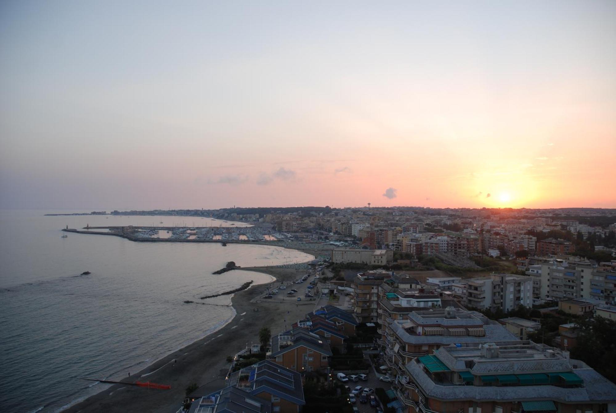 Hotel Scacciapensieri Nettuno Ngoại thất bức ảnh