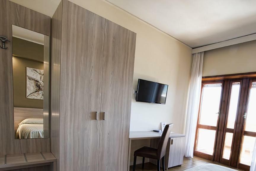 Hotel Scacciapensieri Nettuno Ngoại thất bức ảnh