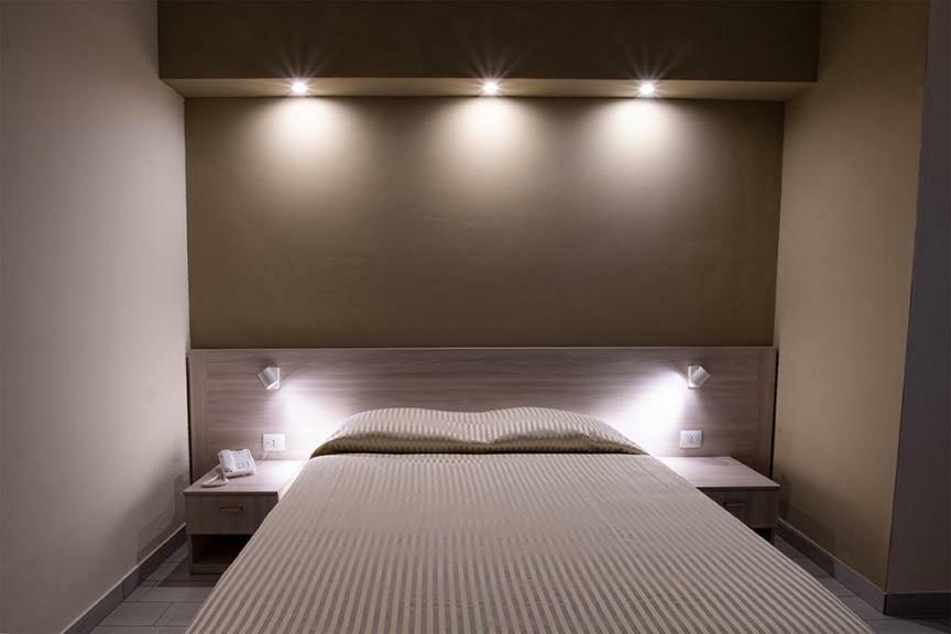 Hotel Scacciapensieri Nettuno Ngoại thất bức ảnh