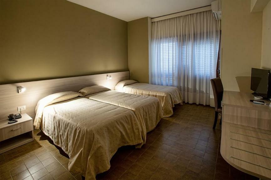 Hotel Scacciapensieri Nettuno Ngoại thất bức ảnh