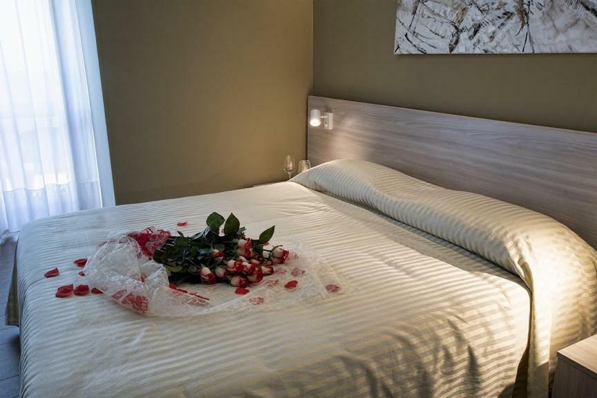 Hotel Scacciapensieri Nettuno Ngoại thất bức ảnh